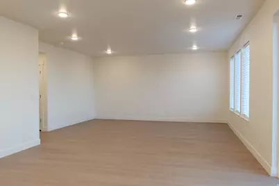 175 W 510 N, Smithfield, UT 84335 - Photo 8