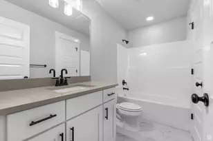 504 W Maidengrass Way, Draper, UT 84020 - Photo 18