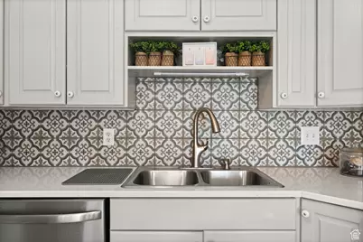 5415 S 300 W, Washington Terrace, UT 84405 - Photo 14