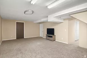 5415 S 300 W, Washington Terrace, UT 84405 - Photo 46
