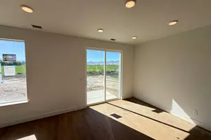 730 E 1250 S, Hyrum, UT 84319 - Photo 12