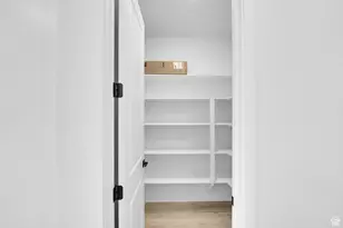 5498 N Saddle Stone Dr, Eagle Mountain, UT 84005 - Photo 12