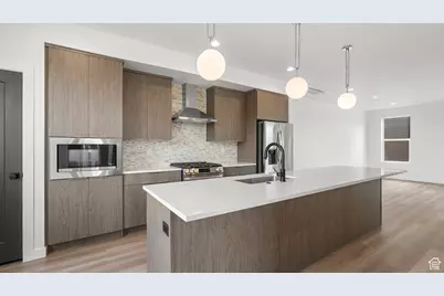 599 E Savvy Cv S #44, Salt Lake City, UT 84107 - Photo 2