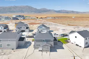 5484 N Saddle Stone Dr E, Eagle Mountain, UT 84005 - Photo 4