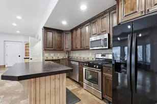 1284 E Canyon Creek Dr S, Bountiful, UT 84010 - Photo 40