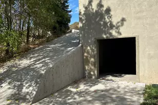 1284 E Canyon Creek Dr S, Bountiful, UT 84010 - Photo 50