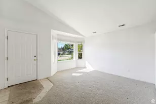 780 W 4075 S, Riverdale, UT 84405 - Photo 4