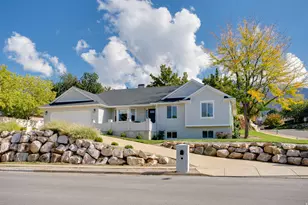 1306 N Thornfield Rd E, Kaysville, UT 84037 - Photo 4
