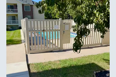 2095 S Main St E #23, Bountiful, UT 84010 - Photo 24