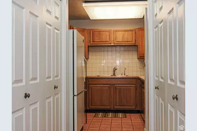 560 E South Temple #C101, Salt Lake City, UT 84102 - Photo 10