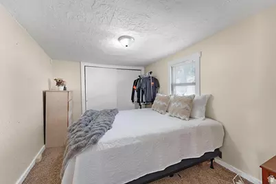 28 W Stauffer Ln S, Murray, UT 84107 - Photo 10