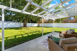 28 W Stauffer Ln S, Murray, UT 84107 - Photo 4