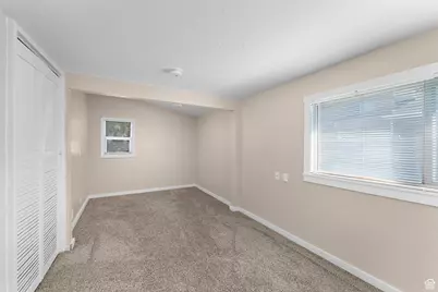 28 W Stauffer Ln S, Murray, UT 84107 - Photo 12