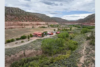 1095 S Montezuma Canyon Rd, Monticello, UT 84535 - Photo 100