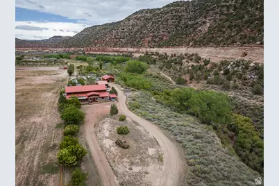 1095 S Montezuma Canyon Rd, Monticello, UT 84535 - Photo 96