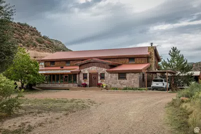 1095 S Montezuma Canyon Rd, Monticello, UT 84535 - Photo 4