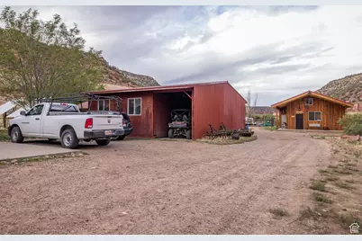 1095 S Montezuma Canyon Rd, Monticello, UT 84535 - Photo 76
