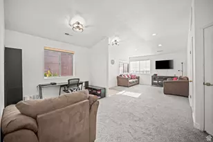 2050 W Canyon Dr, Saint George, UT 84770 - Photo 4