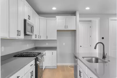 11339 S Offshore Way, South Jordan, UT 84009 - Photo 10