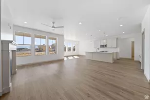 443 S McBride Dr, Grantsville, UT 84029 - Photo 6