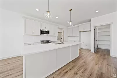 443 S McBride Dr, Grantsville, UT 84029 - Photo 8