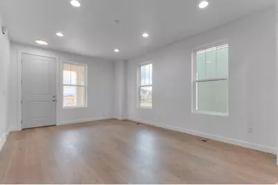 11341 S Offshore Way, South Jordan, UT 84009 - Photo 4