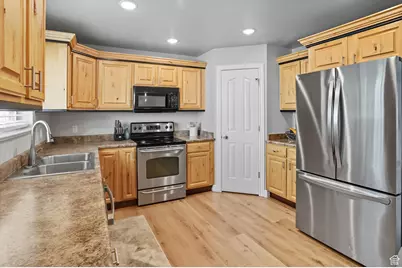 101 E 630 N #31, Smithfield, UT 84335 - Photo 12