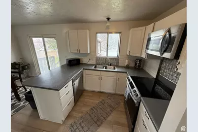 4717 S Spicewood Cir W, Taylorsville, UT 84129 - Photo 10