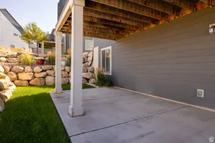 94 W Hillside Dr, Elk Ridge, UT 84651 - Photo 20