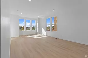 1463 N 1875 W, Layton, UT 84041 - Photo 4