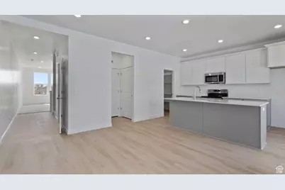 1459 N 1875 W #166, Layton, UT 84041 - Photo 10