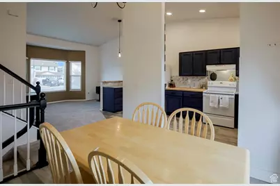 2829 W 5925 S, Roy, UT 84067 - Photo 12