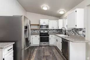 916 W 2025 S, Woods Cross, UT 84087 - Photo 8