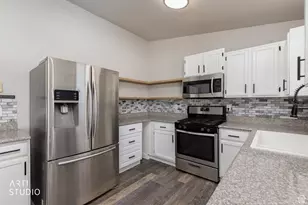 916 W 2025 S, Woods Cross, UT 84087 - Photo 10