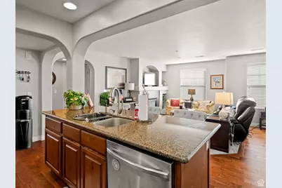 11738 S Currant Dr #102, South Jordan, UT 84009 - Photo 6