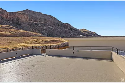 402 N 200 E, La Verkin, UT 84745 - Photo 28