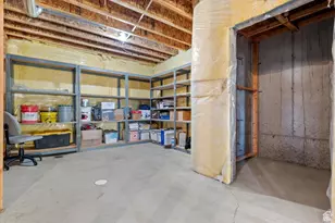 51 E Magellan Ln, Elk Ridge, UT 84651 - Photo 38