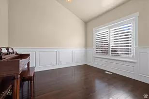 51 E Magellan Ln, Elk Ridge, UT 84651 - Photo 6