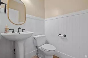 51 E Magellan Ln, Elk Ridge, UT 84651 - Photo 24