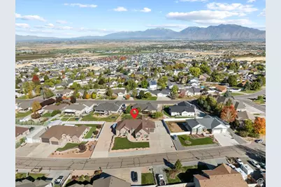 51 E Magellan Ln, Elk Ridge, UT 84651 - Photo 52