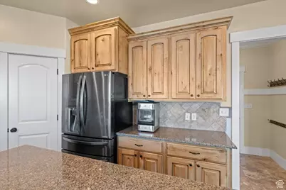 51 E Magellan Ln, Elk Ridge, UT 84651 - Photo 14