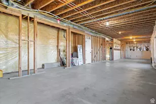 51 E Magellan Ln, Elk Ridge, UT 84651 - Photo 34