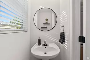 1552 S 850 W, Woods Cross, UT 84087 - Photo 10