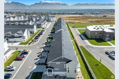 1027 W Coral Charm Way, Saratoga Springs, UT 84045 - Photo 4