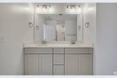 1027 W Coral Charm Way, Saratoga Springs, UT 84045 - Photo 24