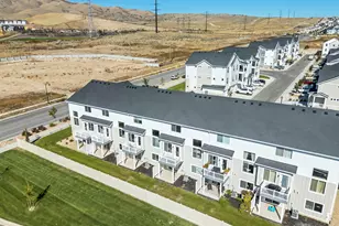 1027 W Coral Charm Wy, Saratoga Springs, UT 84045 - Photo 6