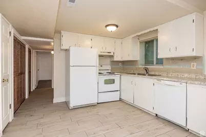 195 N 800 E, Hyrum, UT 84319 - Photo 20