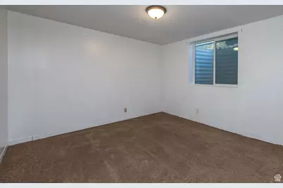 195 N 800 E, Hyrum, UT 84319 - Photo 16