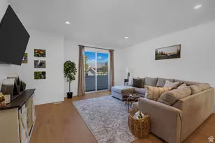 493 E Alice Wy, Layton, UT 84041 - Photo 14