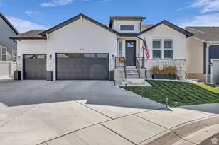 447 W June Dr, Kaysville, UT 84037 - Photo 2